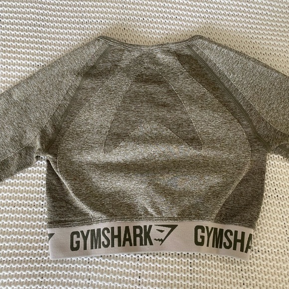 Gymshark Long Sleeve Crop Top - Picture 3 of 4